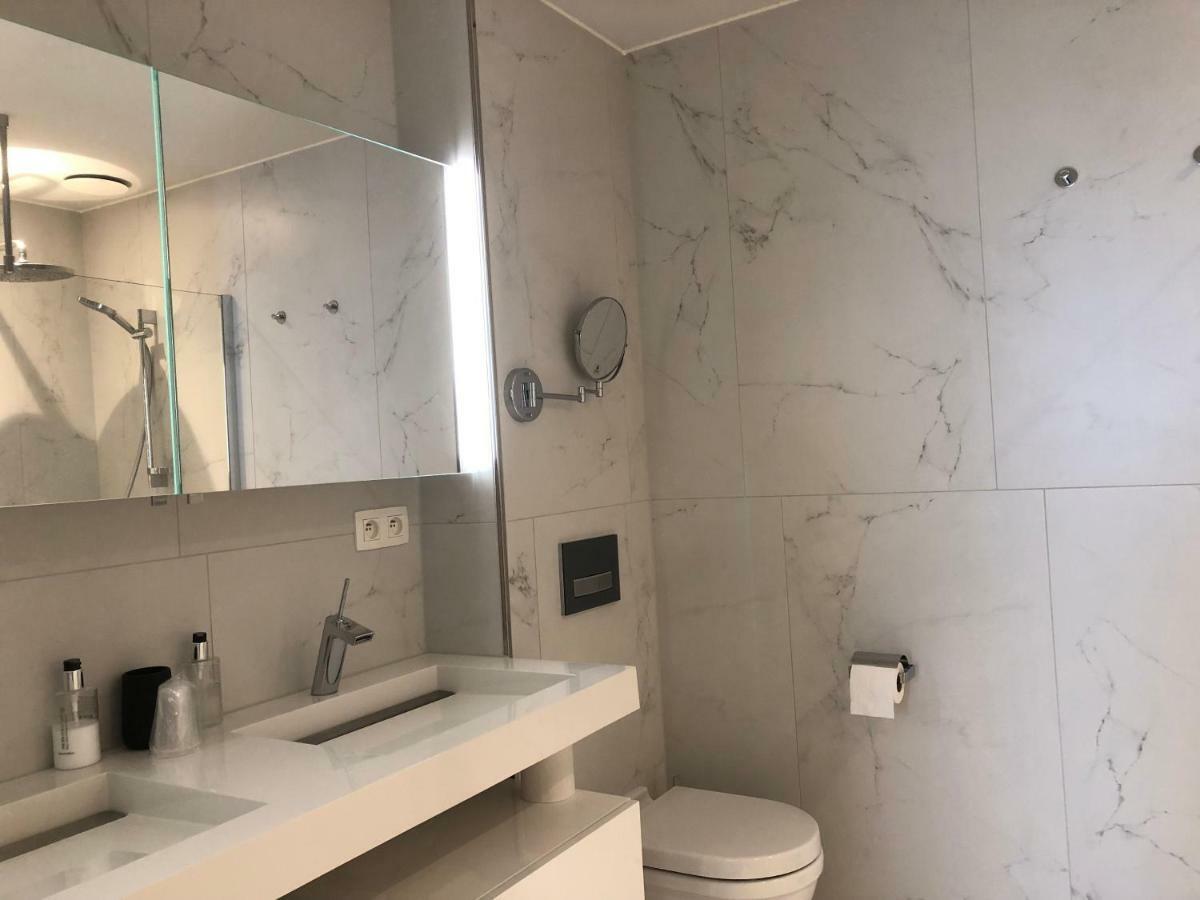 Acropolis - Luxury Appartments I Hotelservice And Parking Middelkerke Esterno foto